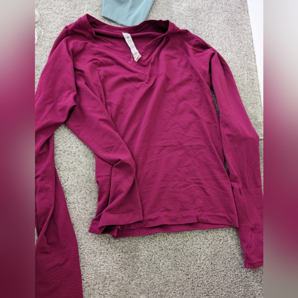 Lululemon swiftly shirt